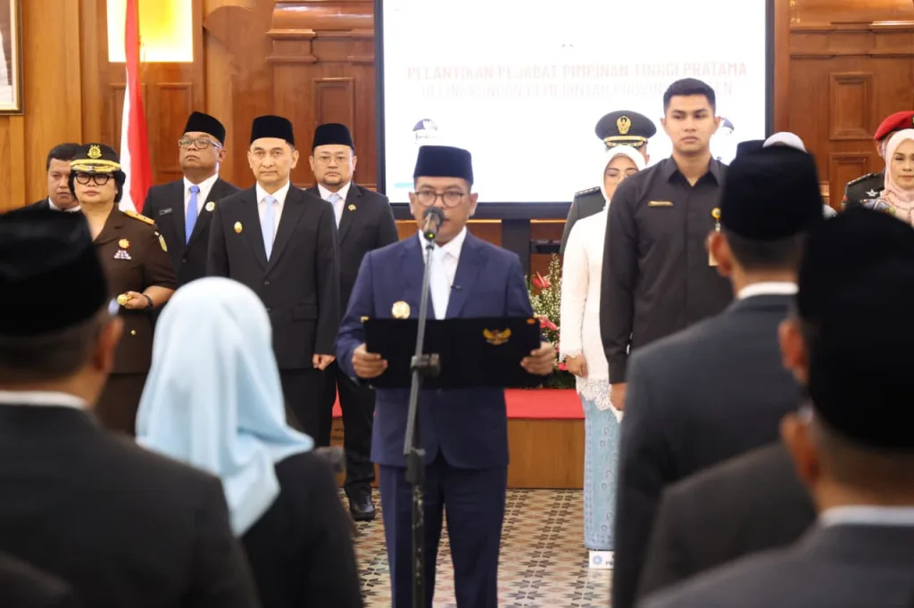 Gubernur Andra Soni Lantik 23 Pejabat Pimpinan Tinggi Pratama Pemprov Banten