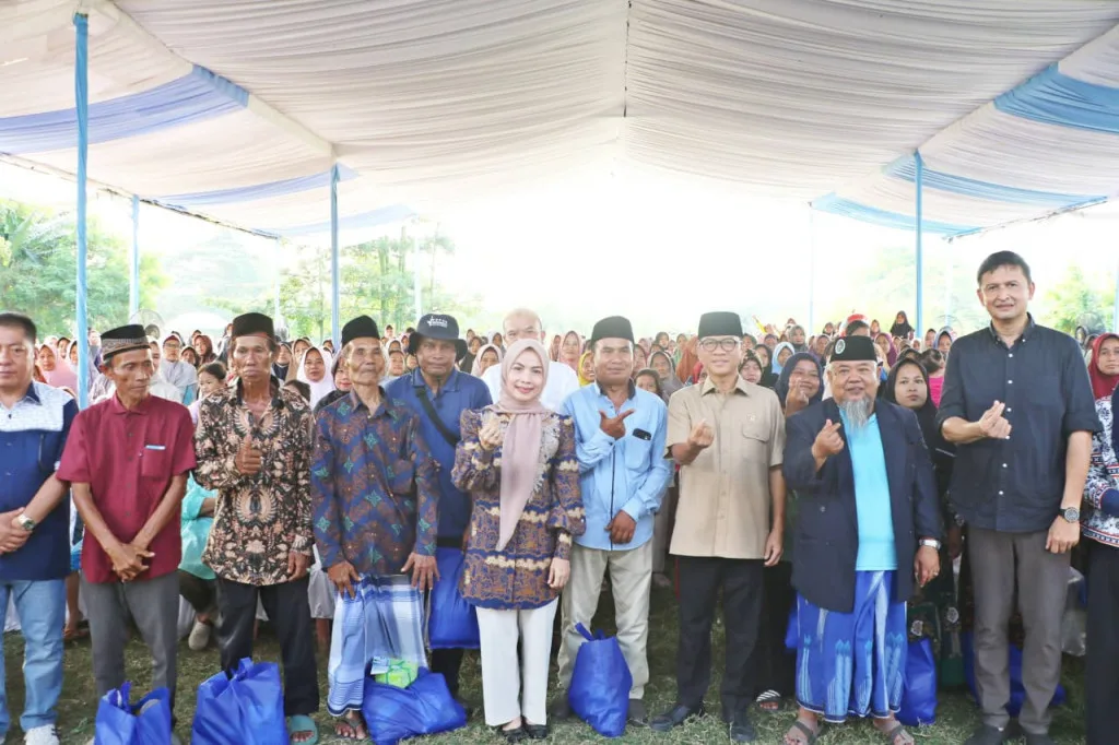 Mendes PDT Yandri Susanto dan Bupati Serang Ratu Zakiyah Kunjungi Dua Desa di Kecamatan Tanara