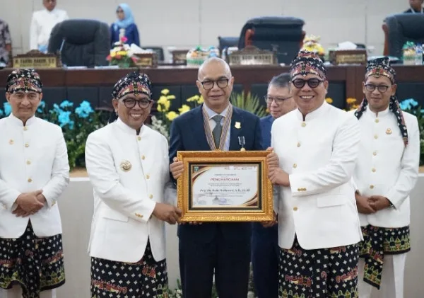 Kejaksaan RI Raih Empat Anugerah Kehormatan pada HUT ke-25 Provinsi Banten
