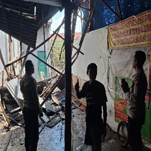 Polsek Serang Selidiki Kebakaran Ruko Percetakan di Cipare