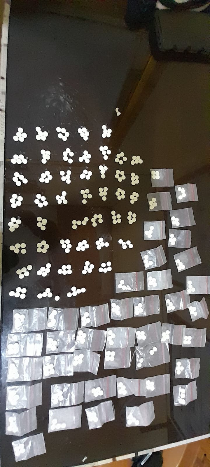 Polsek Ciruas Amankan Enam Pelaku Penyalahgunaan Obat Keras dan Narkoba dalam Operasi Serentak