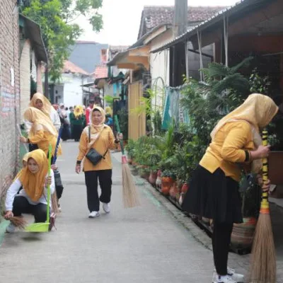 Pemkot Tangerang dan KLH RI Gelar Gowes dan Kerja Bakti Serentak di Batuceper