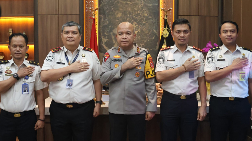 Kakanwil Ditjenim Banten Kunjungan Kerja ke Kapolda, Koordinasi Pengawasan dan Penegakan Hukum WNA