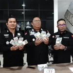 Kejati Kepri Terima Pengembalian Kerugian Keuangan Negara Sebesar 2.497 dalam Perkara Tipikor PNBP