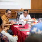 Gubernur Andra Soni Dorong Peran LKS Tripartit Jaga Iklim Usaha di Banten