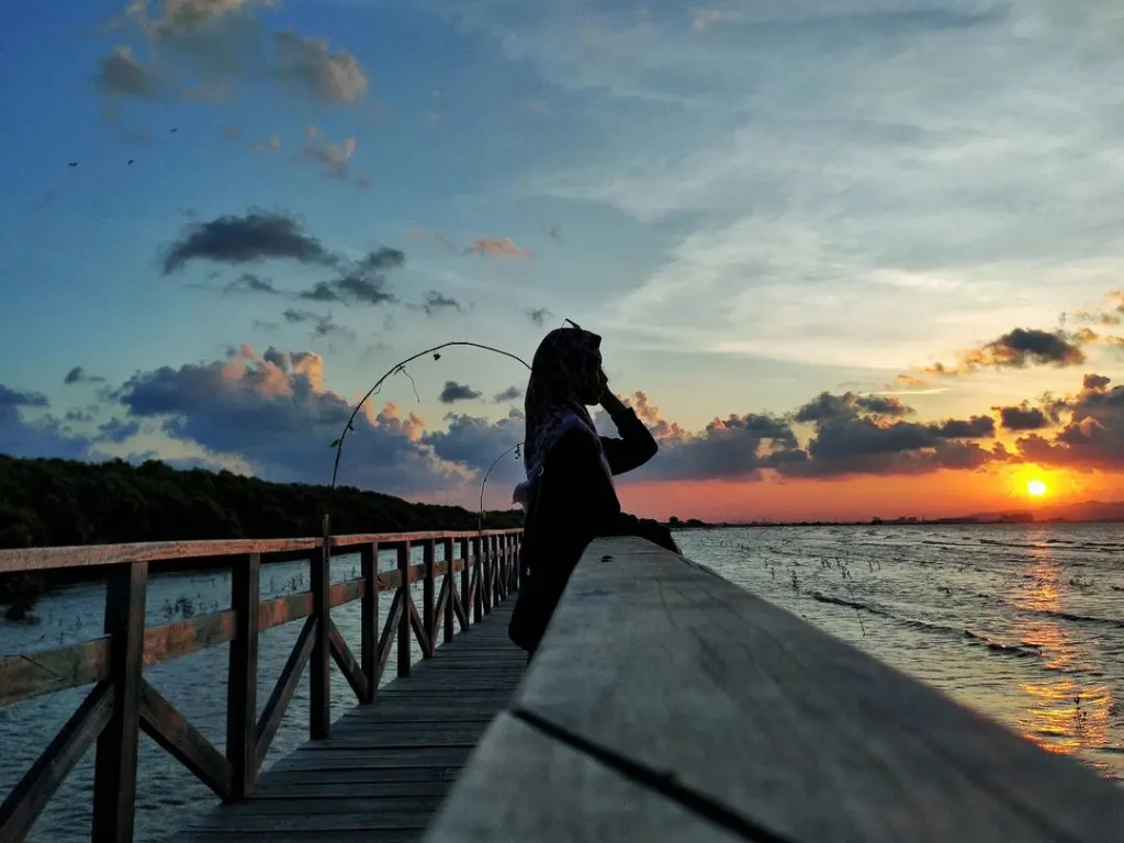 Tak Terduga! Pantai Gope, Destinasi Wisata Hemat yang Menawan di Kota Serang