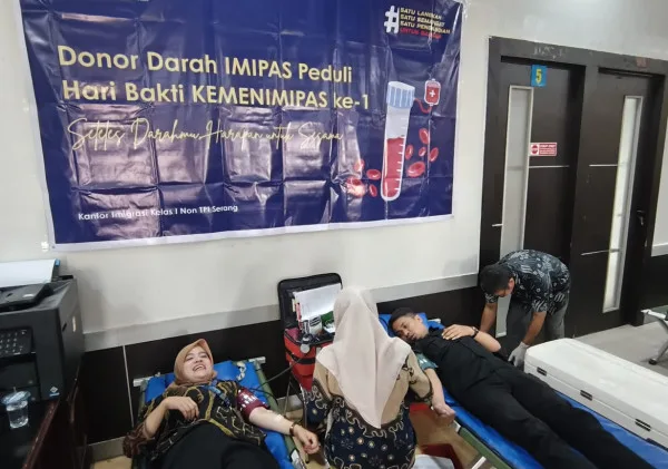 Kantor Imigrasi Serang Gelar Donor Darah Peringati Hari Bakti KEMENIMIPAS ke-1
