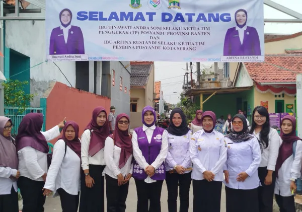 Ketua Tim Pembina Posyandu Banten Tinjau Penerapan Enam SPM di Kota Serang
