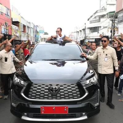 Santunan Korban Petir hingga Bagi-bagi Kaos, Kunjungan Wali Kota Serang di Royal Baroe Bikin Warga Penasaran