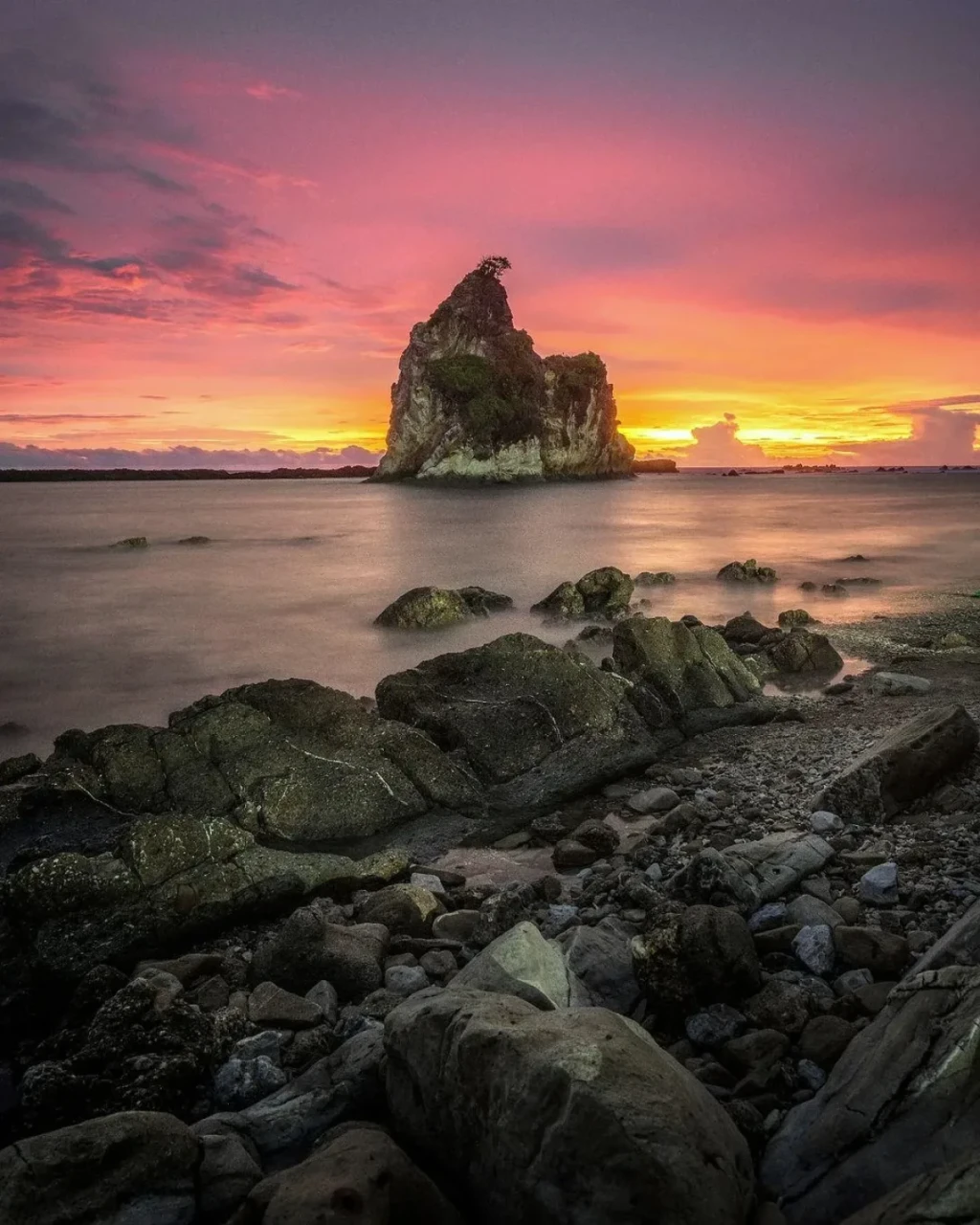 Sawarna, Desa Wisata yang Menyimpan Keajaiban Alam