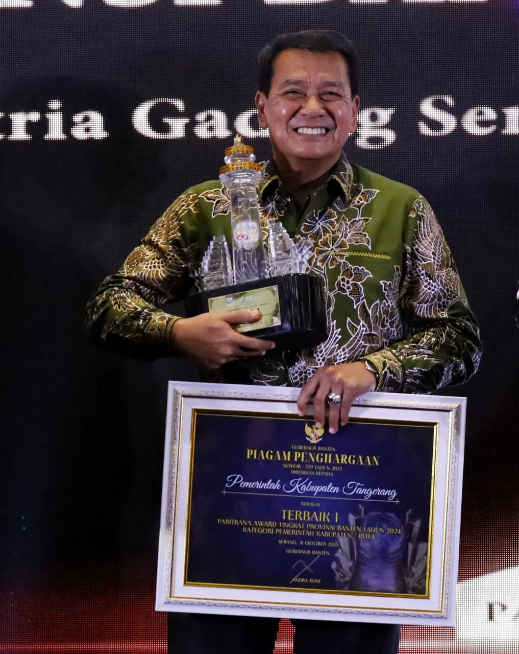 Pemkab Tangerang Raih Paritrana Award 2024 Terbaik Pertama dari BPJS Ketenagakerjaan Banten