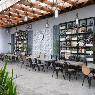 Kafein Ciapus: Destinasi Hangout Instagramable dengan Harga Ramah Kantong di Jantung Ciapus, Bogor