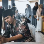 Menulis Novel dalam 30 Hari, Kisah Singkat Seorang Santri Penulis Novel