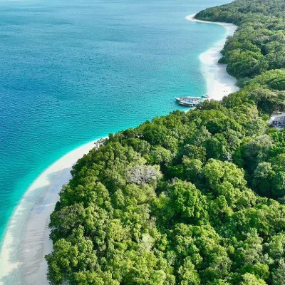 20 Tempat Wisata di Banten Terpopuler untuk Rekreasi dan Hiburan