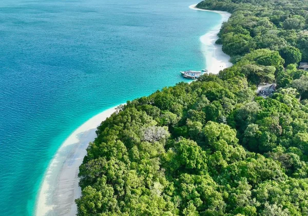 20 Tempat Wisata di Banten Terpopuler untuk Rekreasi dan Hiburan