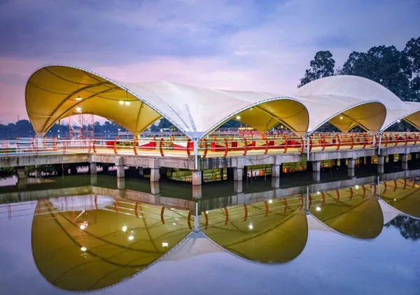 Peningkatan Signifikan Wisatawan di Kota Tangerang pada 2023 Mencapai 12.135.278 Orang :  Analisis dan Faktor-Faktor Penyebabnya