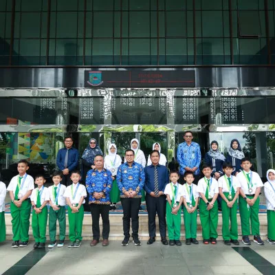 Wakil Walikota Tangerang Selatan Lepas Peserta Olimpiade Matematika Tingkat Asia