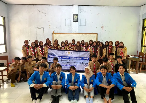 PEMANFAATAN AI DAN OPTIMALISASI CV ATS-FRIENDLY UNTUK LULUSAN SMA