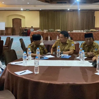 Kades Sindangheula Hadiri Anugerah Lomba Bulan Bhakti Gotong Royong 2025