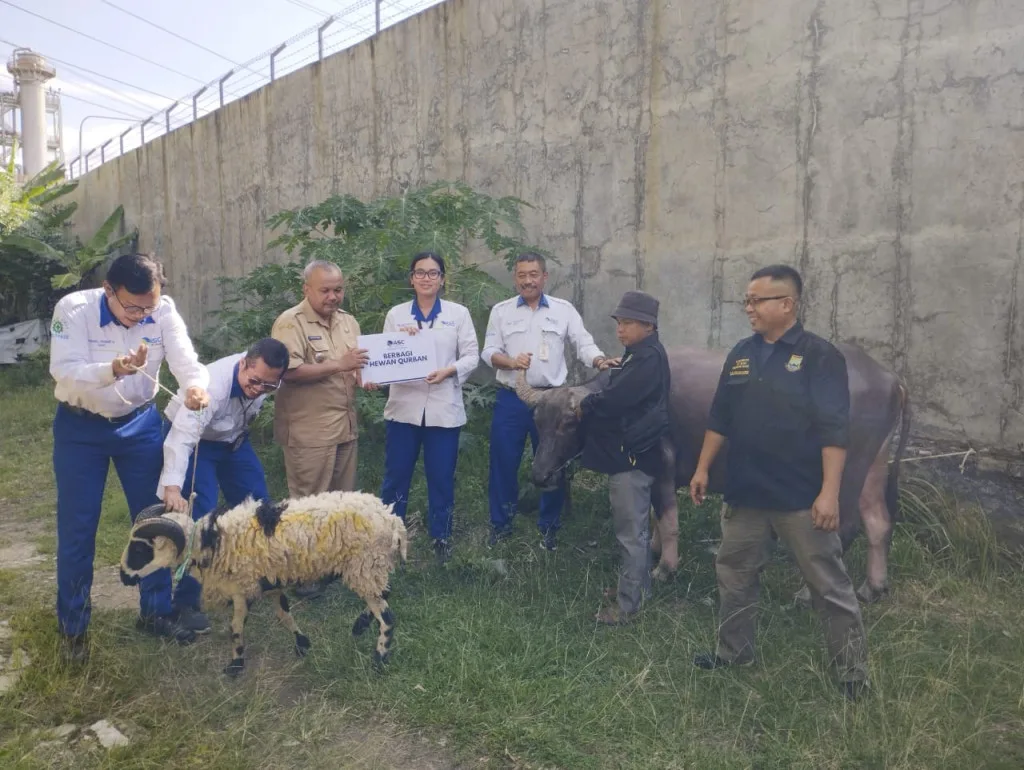Forum Industri Kepuh Gunung Sugih Kontribusikan Hewan Qurban Ke Masyarakat.