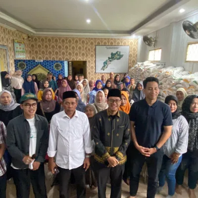 PENGEMBANGAN DESAIN SAPU LIDI SAWIT MENUJU PRODUK EKSPOR DI DESA SINDANGHEULA