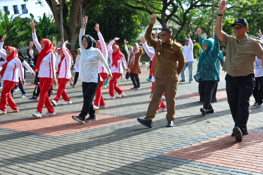 Gubernur Andra Soni Tegaskan Komitmen Pemprov Banten untuk Tingkatkan Kesejahteraan Lansia