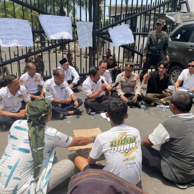 Pemprov Banten Terima Aspirasi Sopir Angkot Terkait Program Trans Banten Koridor 3