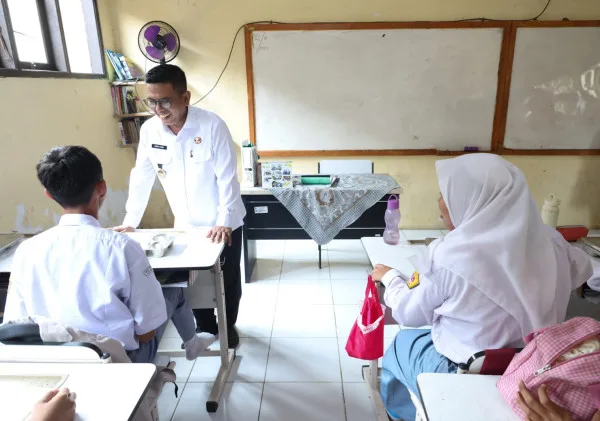 Gubernur Banten Tinjau Program Makan Bergizi Gratis di SMAN 2 Kabupaten Tangerang