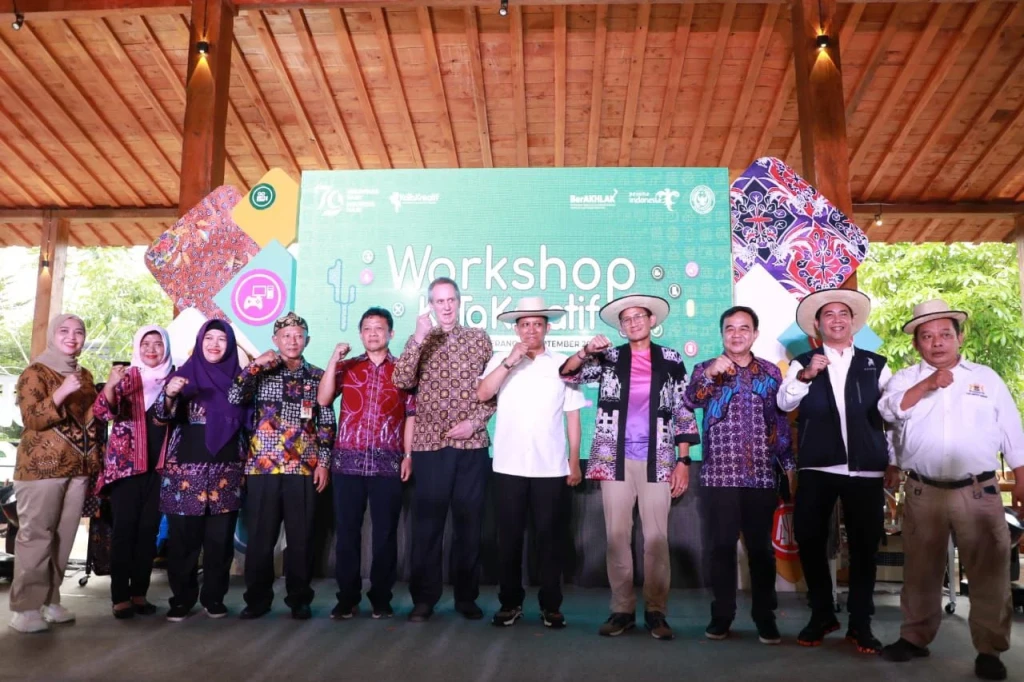 Pj Bupati Tangerang Harapkan Topi Bambu UMKM Jadi Produk Kreatif Dunia