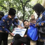 Pemkot Tangerang Beri Bantuan untuk Difabel dan Veteran di Momen Hari Pahlawan 2025