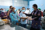 Bupati Tangerang Tinjau Dapur Makan Bergizi Gratis, Pastikan Kebersihan dan Keamanan Pangan Terjaga
