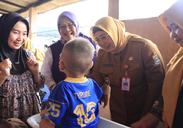 Wabup Intan Turun Langsung ke Rajeg, Gerebek Posyandu Jadi Senjata Tekan Stunting