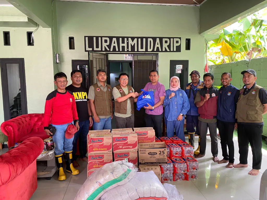 Banjir Rendam Sejumlah Wilayah, BPBD Kabupaten Tangerang Bergerak Cepat Salurkan Bantuan Logistik
