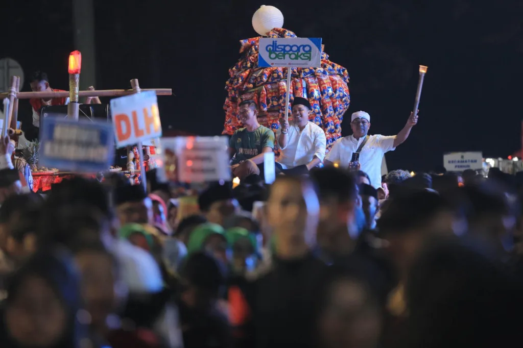 Gema Takbir Warnai Pawai Obor Elektrik, Festival Maulid Nusantara 2 Kota Tangerang Resmi Dibuka
