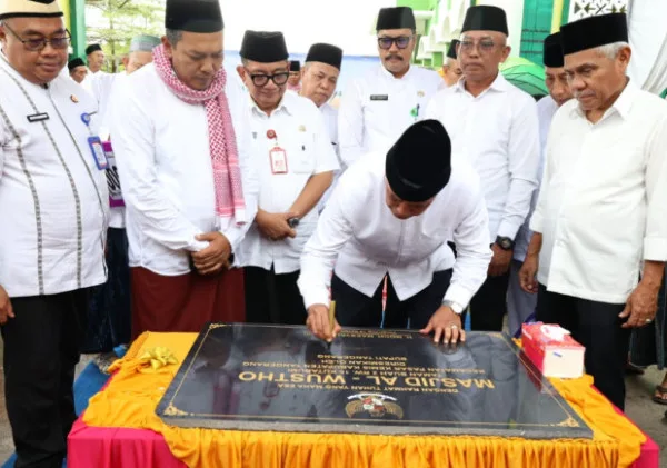 Bupati Tangerang Resmikan Masjid Al Wustho dan Ajak Warga Makmurkan Masjid