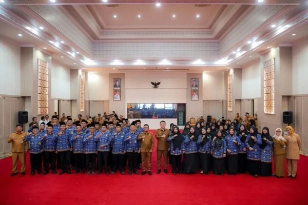 Gubernur Banten Lantik 64 Pejabat Fungsional, Fokus pada Pendidikan dan Pengawasan