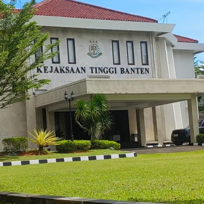 Kejati Banten Klarifikasi Penanganan Kasus Kecelakaan Almarhum Aris Santoso