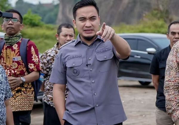 Wali Kota Cilegon Robinsar Hadiri Uji Coba Sirine Tsunami dan Teken MoU Tingkatkan SDM