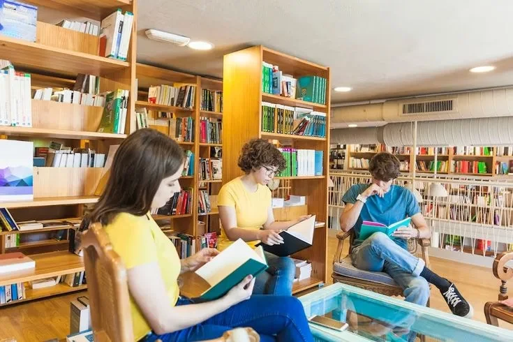 Membaca Buku 15 Menit Sehari, Kecil tapi Bermanfaat Besar