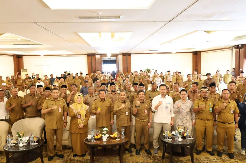 Bupati Tangerang Buka Bimtek Perkoperasian KDKMP di Aryaduta Hotel