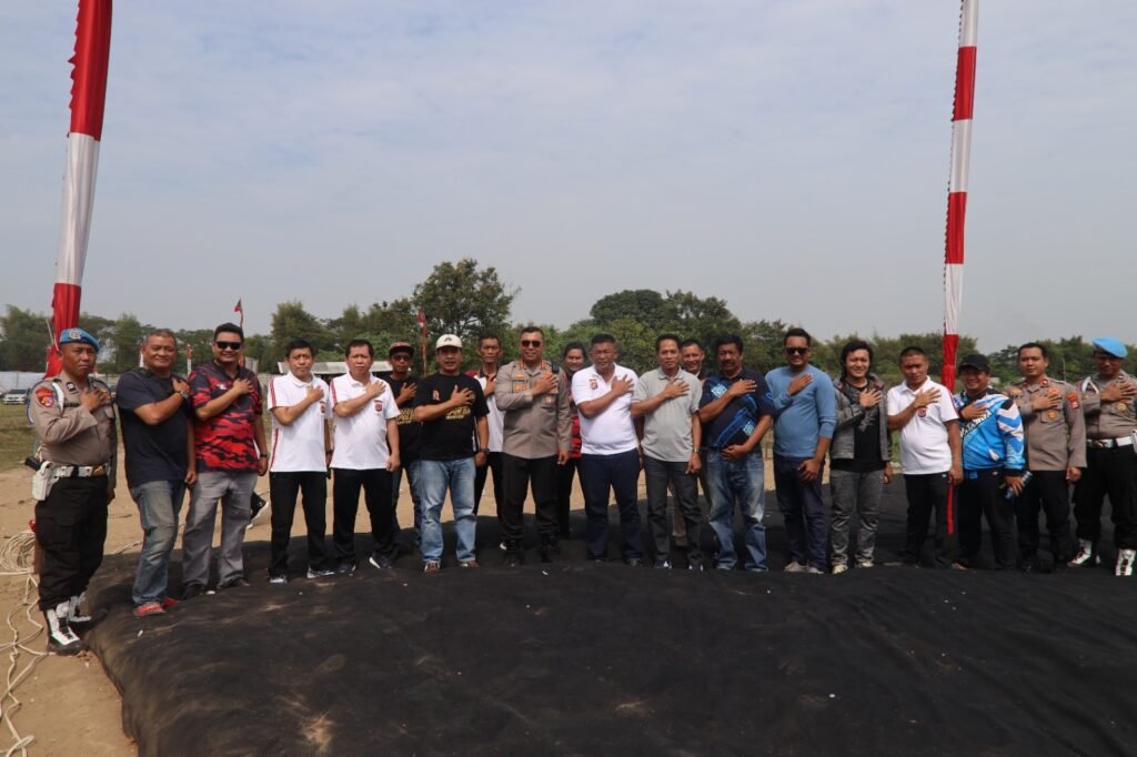 Sebanyak 800 Peserta Ikuti Lomba Burung Merpati Kolong Piala Kapolda Banten