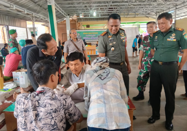 Kodim 0602/Serang Gelar Kegiatan Bakti Sosial Khitan Masal Secara Gratis