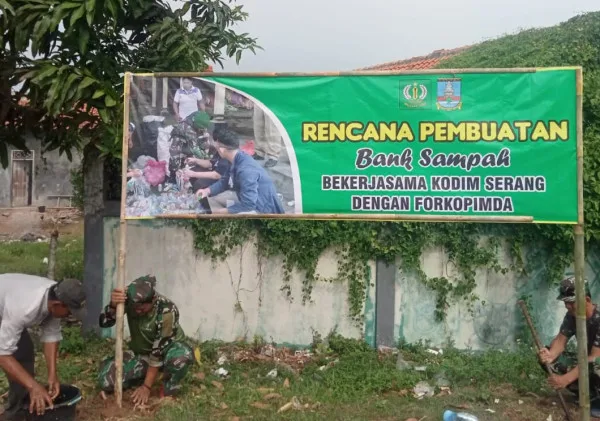 Koramil Tirtayasa Bersama Forkopimda Bangun Bank Sampah