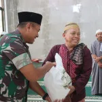 Dandim 0602/Serang Dan Kapolresta Serang Jalin Kedekatan Dengan Warga Melalui Jum'at Keliling