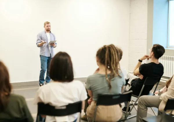 10 Etika Public Speaking Yang Tidak Boleh Kamu Langgar