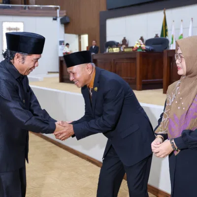 Penjabat (Pj) Gubernur Banten Al Muktabar Hadiri Paripurna PAW Anggota DPRD Provinsi Banten