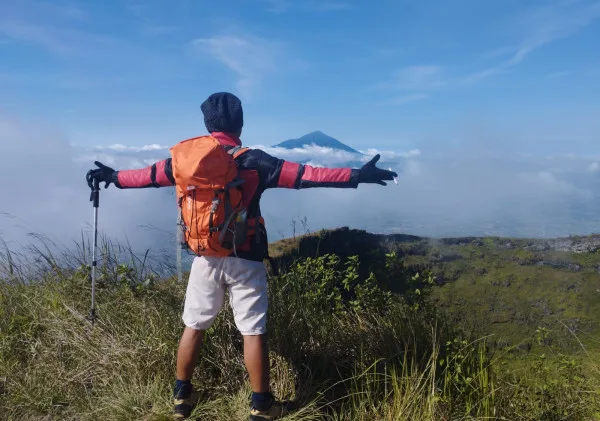 Tips Mendaki Gunung Untuk Pemula