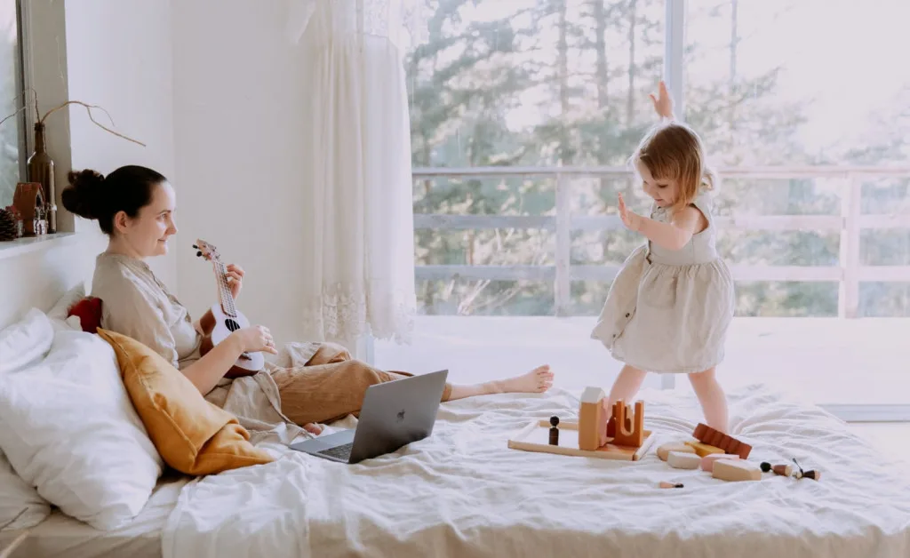 10 Ciri Kalau Anak Anda Kreatif