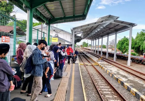 Stasiun Serang: Sejarah dan Fungsi