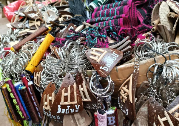 Apa Saja Bahan-Bahan yang Dibutuhkan untuk Membuat Produk Handmade?